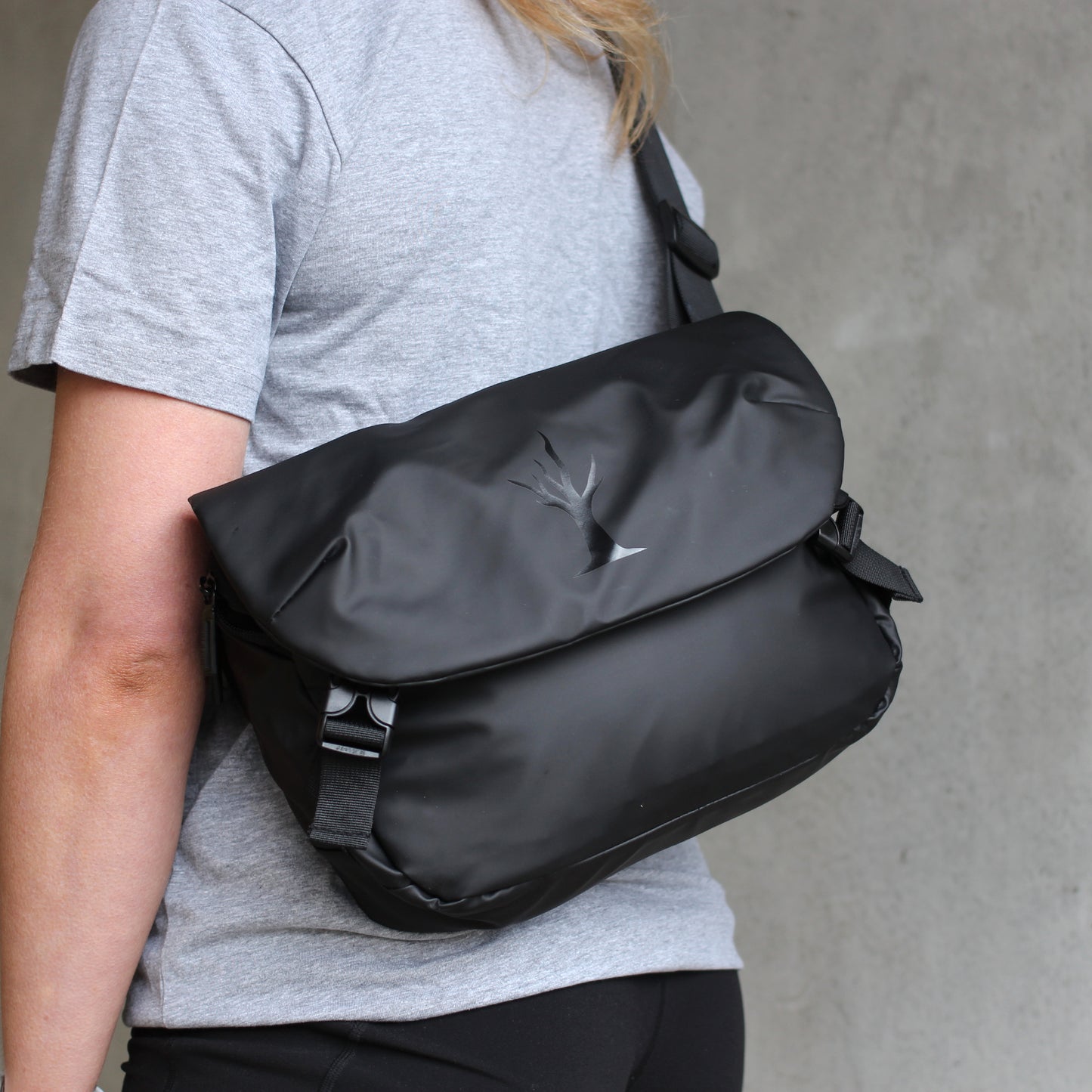Waterproof Altitude Shoulder Pack
