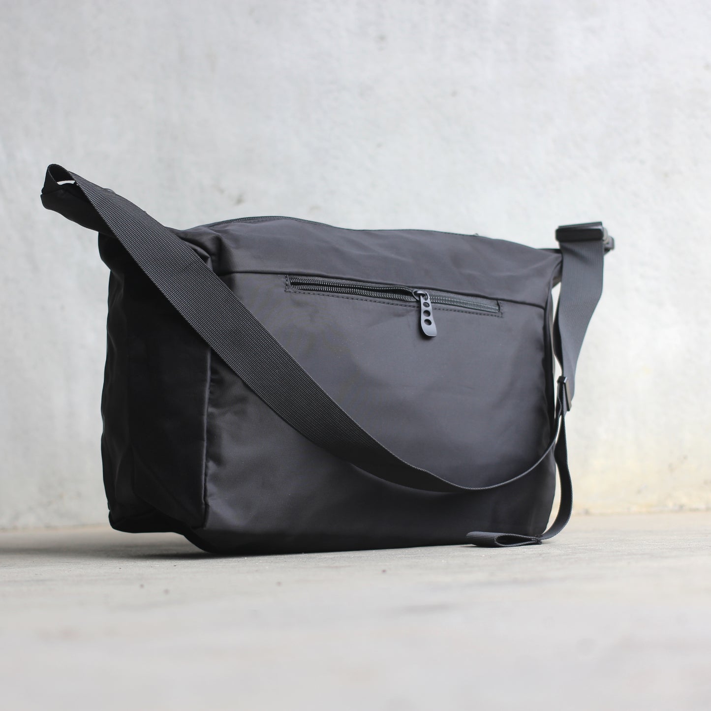 Weatherproof Weekender Carry Bag