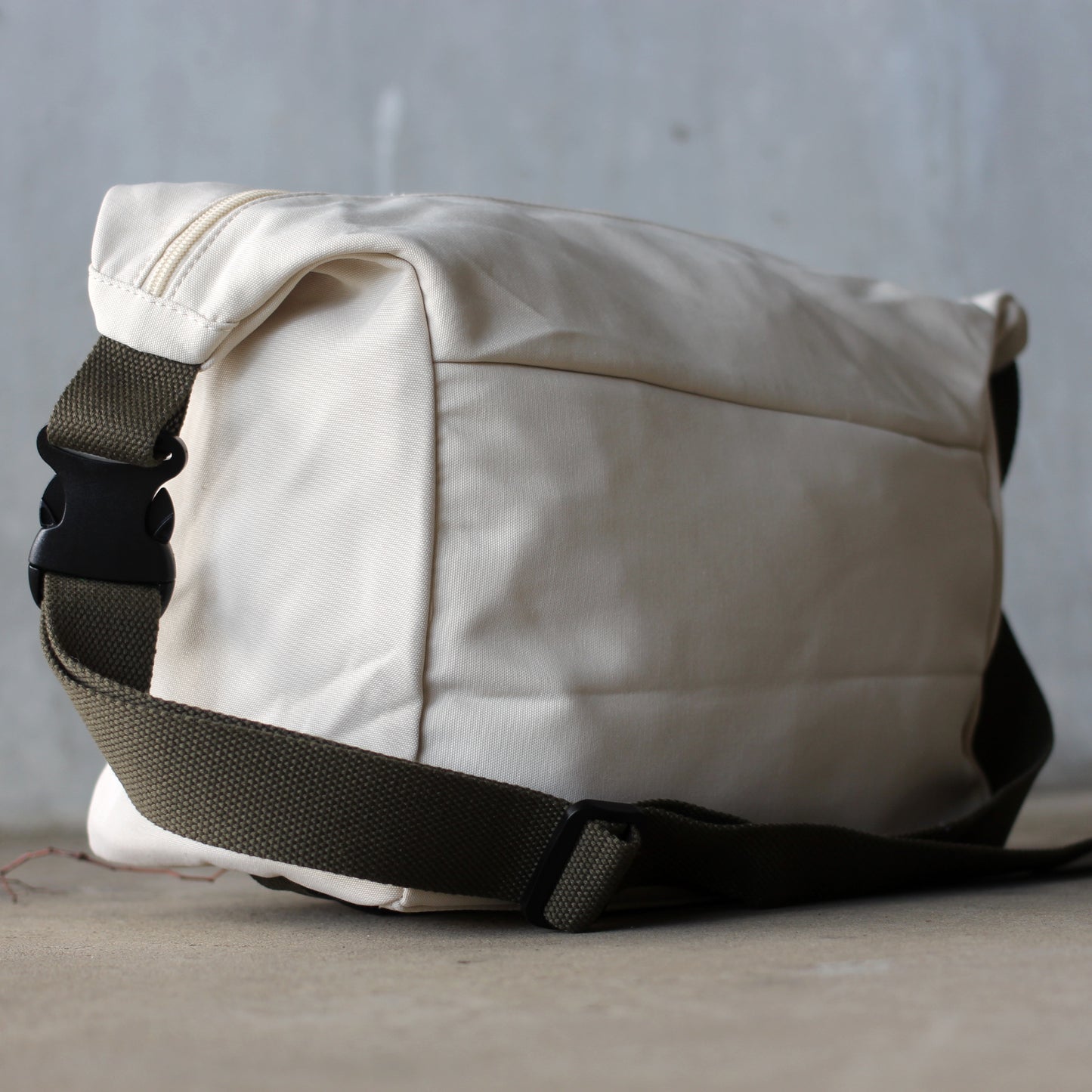 Canvas Weekender Carry Bag (CREAM)