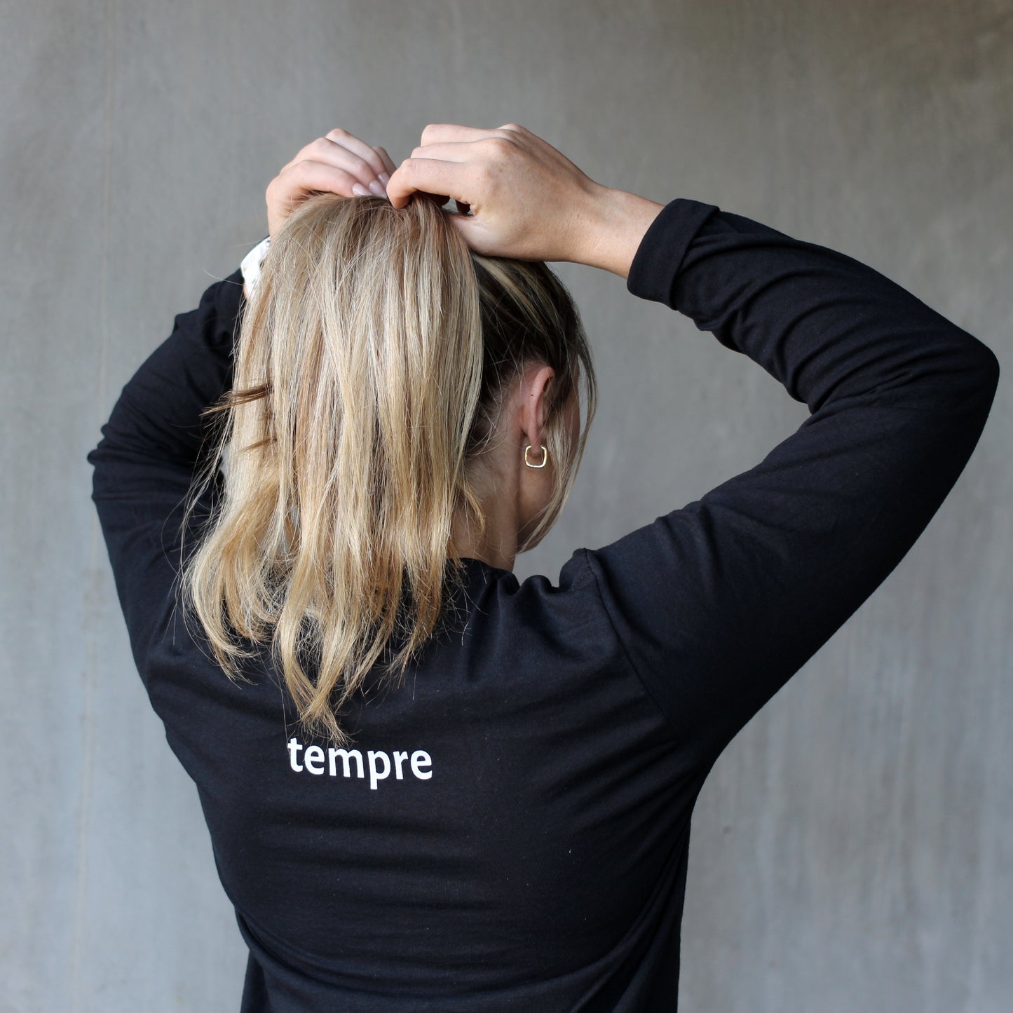 Organic Cotton Long-Sleeve Tee (Black)