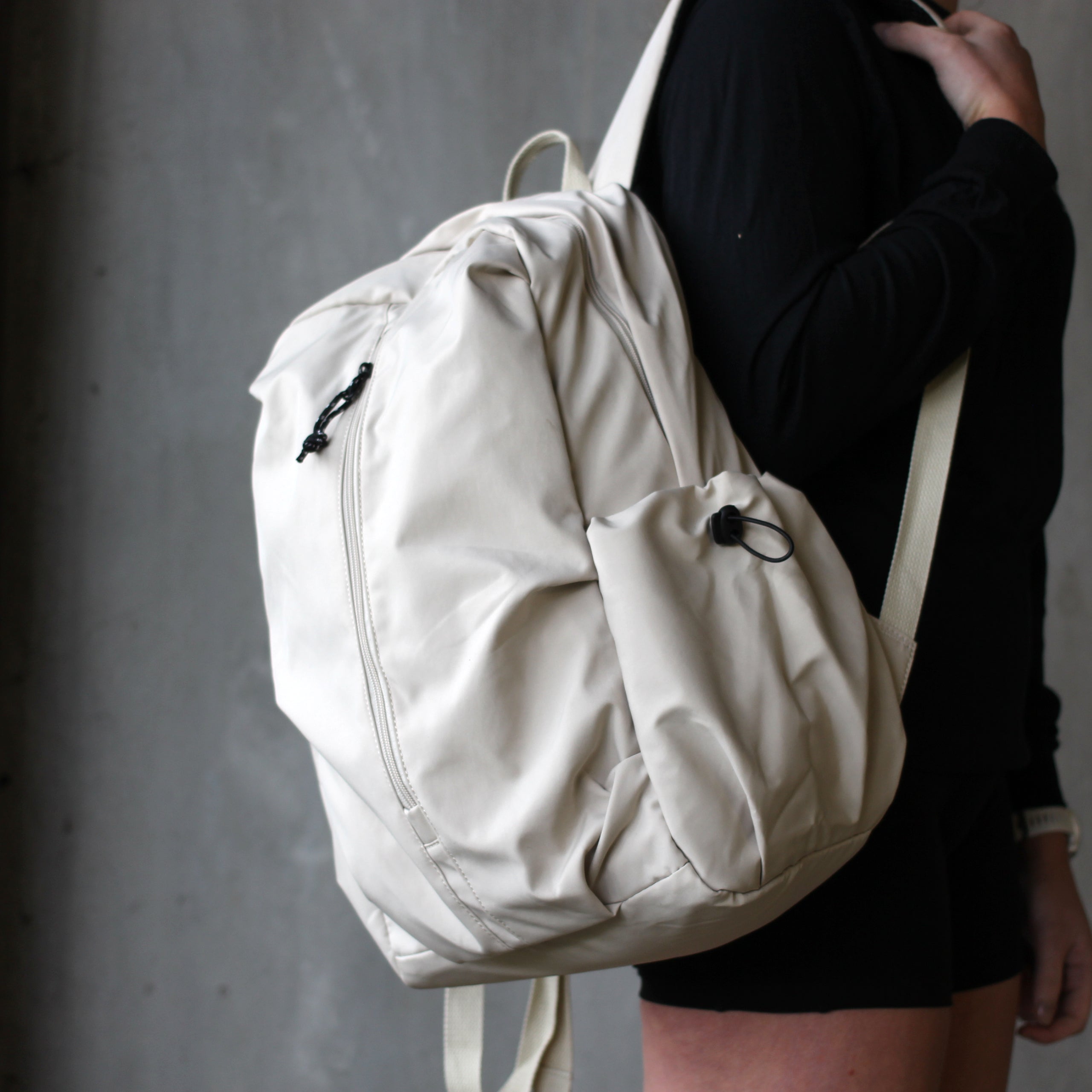 Weatherproof Altitude Backpack (CREAM) – Tempre